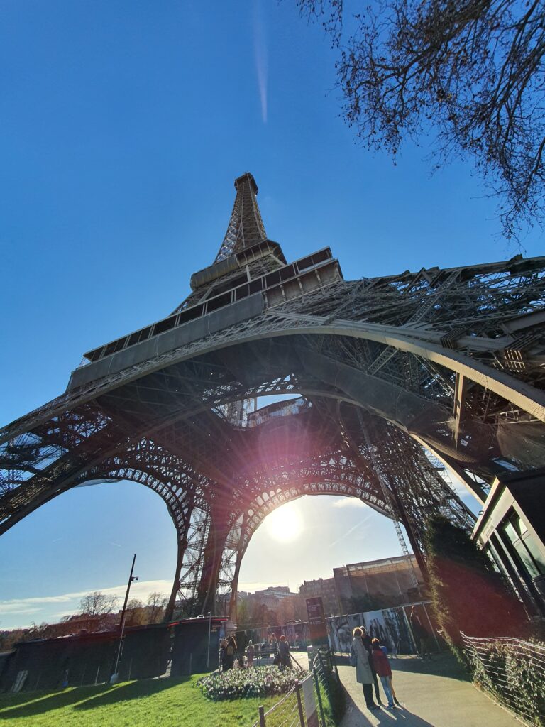 eiffel tower (2)