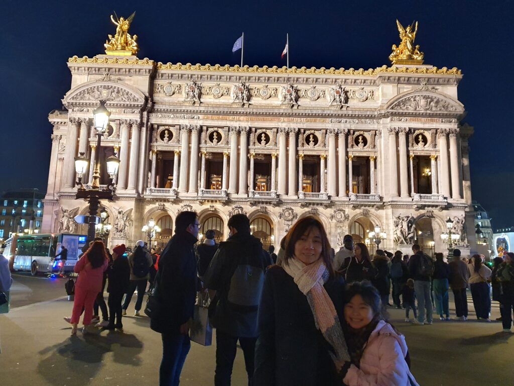 paris at night fall